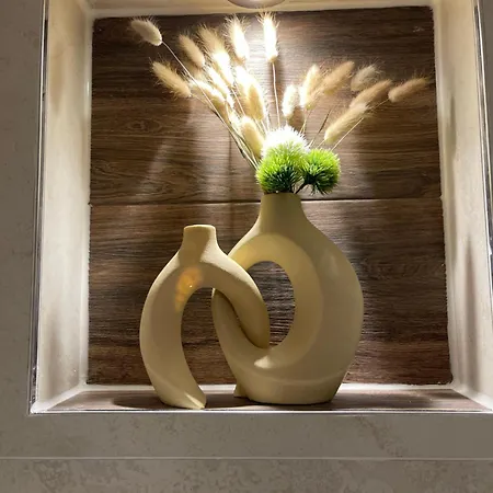 As Mit Balkon Apartment