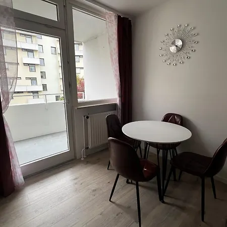 Apartment As Mit Balkon *