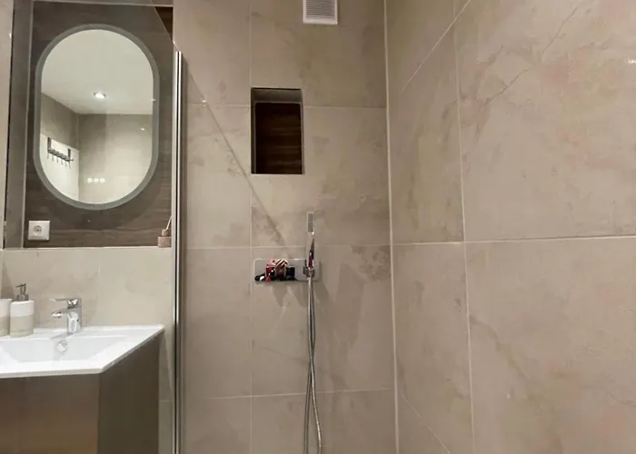 Apartment As Mit Balkon