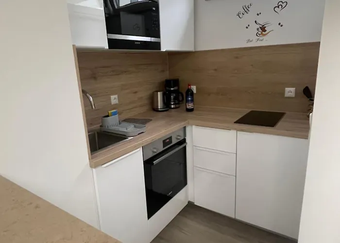 As Mit Balkon * Augsburg